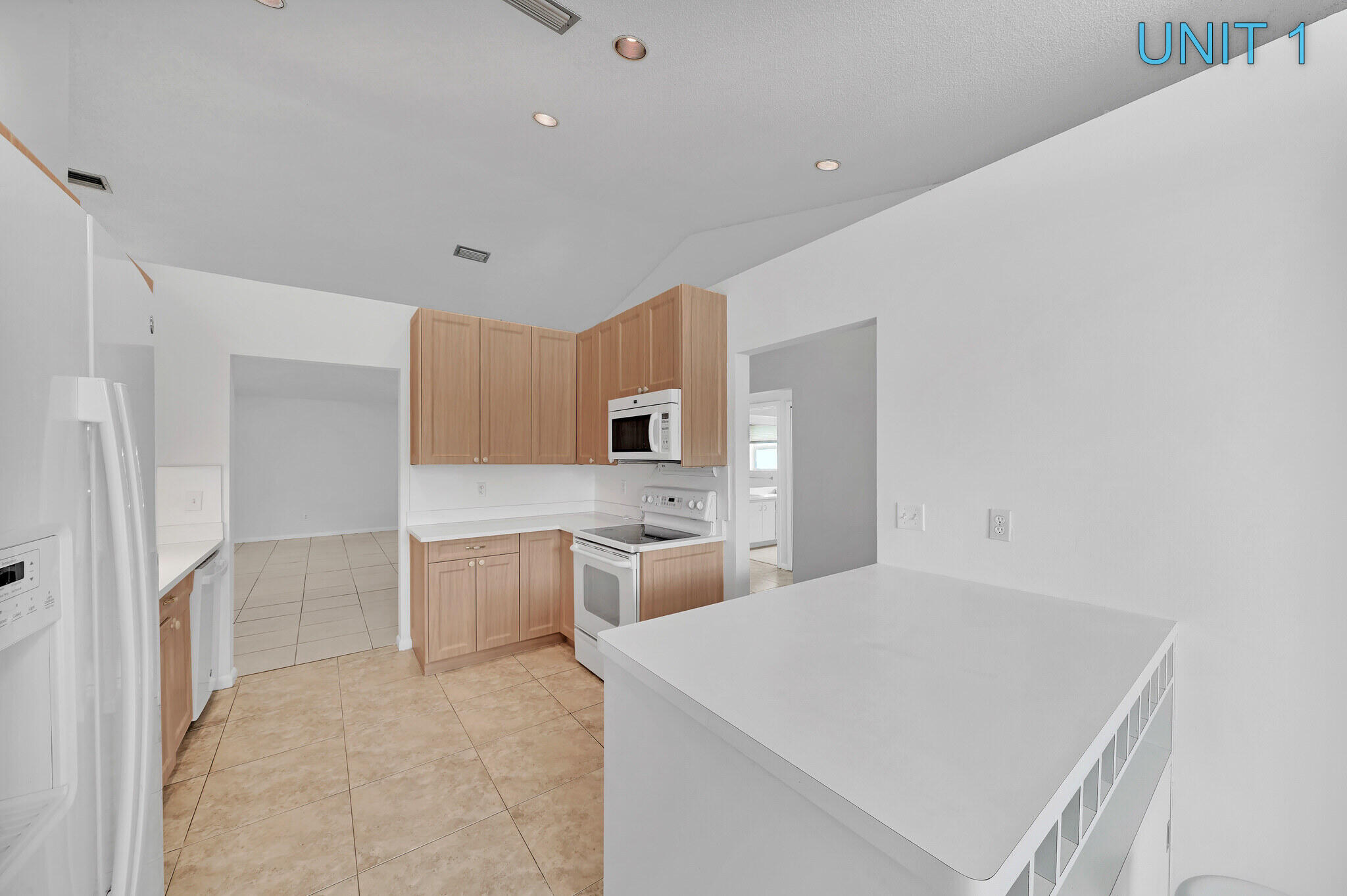 1372 Northwest 13th Court Boca Raton, FL 33486 - Photo 15 of 106 6 Kitchen (8)