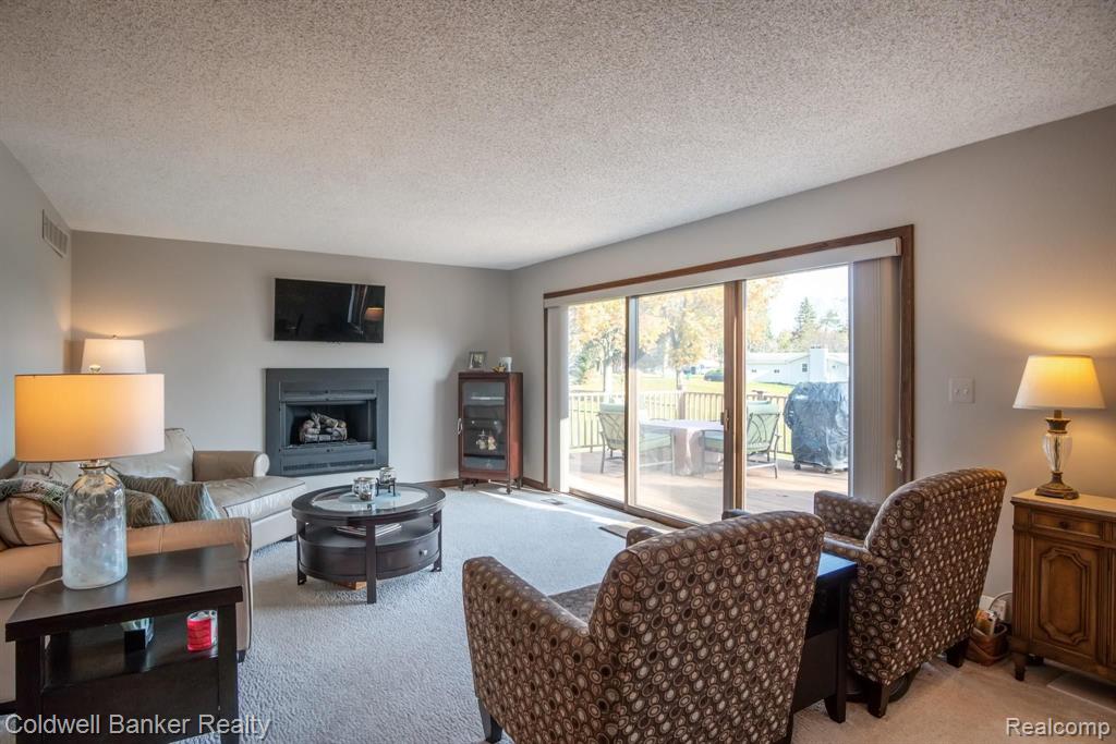 3700 Benstein Road Commerce Township, MI 48382 - Photo 9 of 42