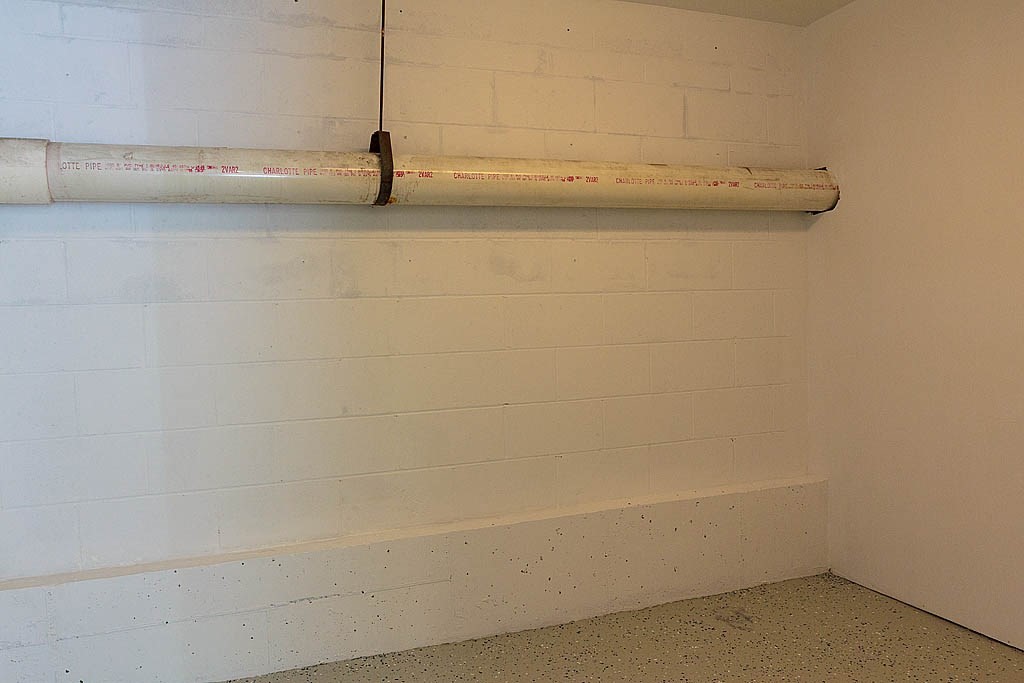 171 Walnut Street, Unit 4 Boston, MA 02122 - Photo 25 of 31 a close up of a bathtub