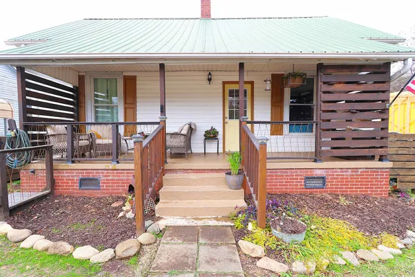 $127,000 | 409 Florence Street, Clinton, SC 29325