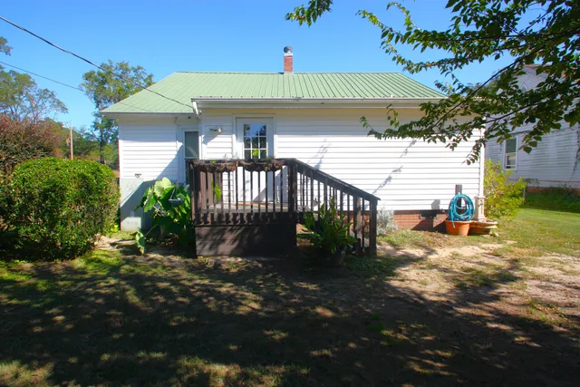 $130,000 | 409 Florence Street, Clinton, SC 29325