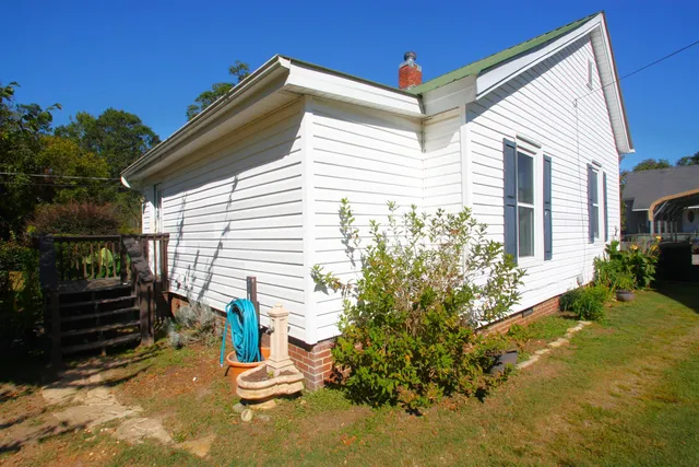 $130,000 | 409 Florence Street, Clinton, SC 29325