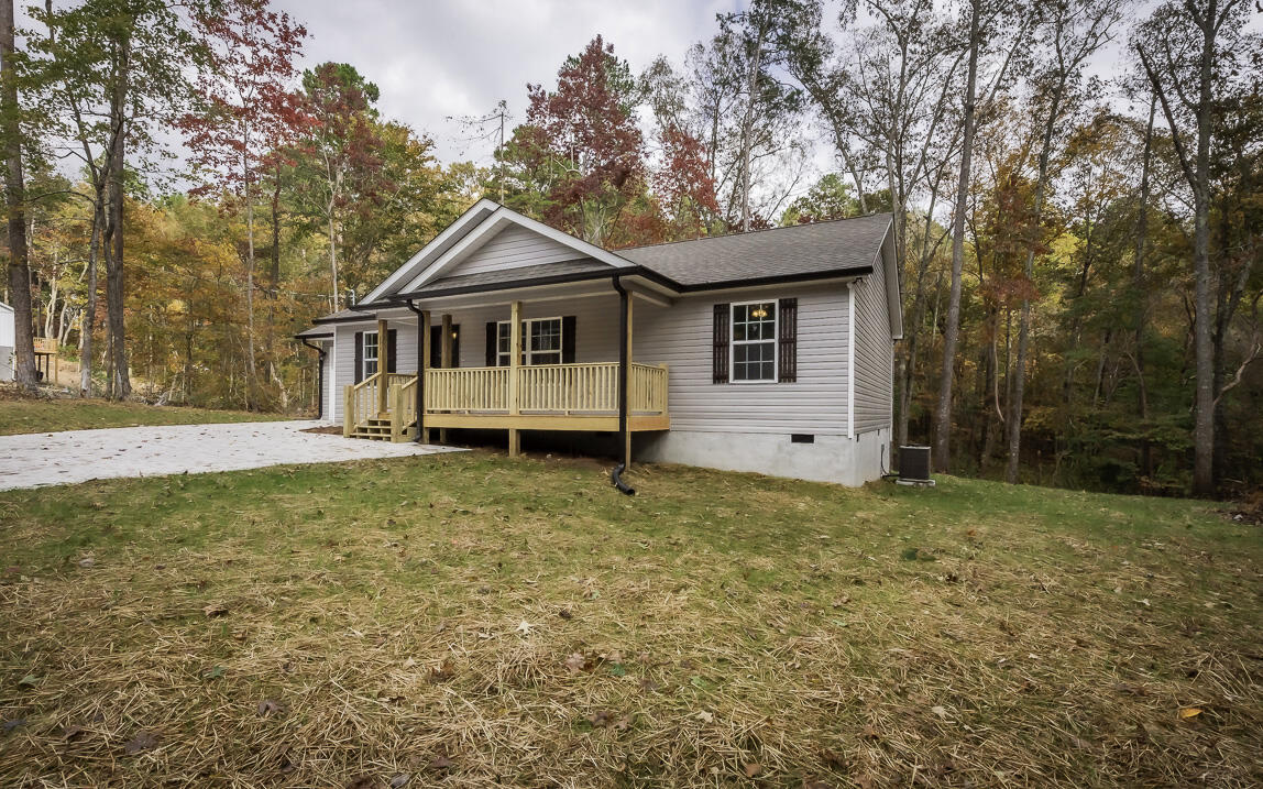 2731 Quarles Road Rocky Face, GA 30740 - Photo 2 of 17 DSC_5130