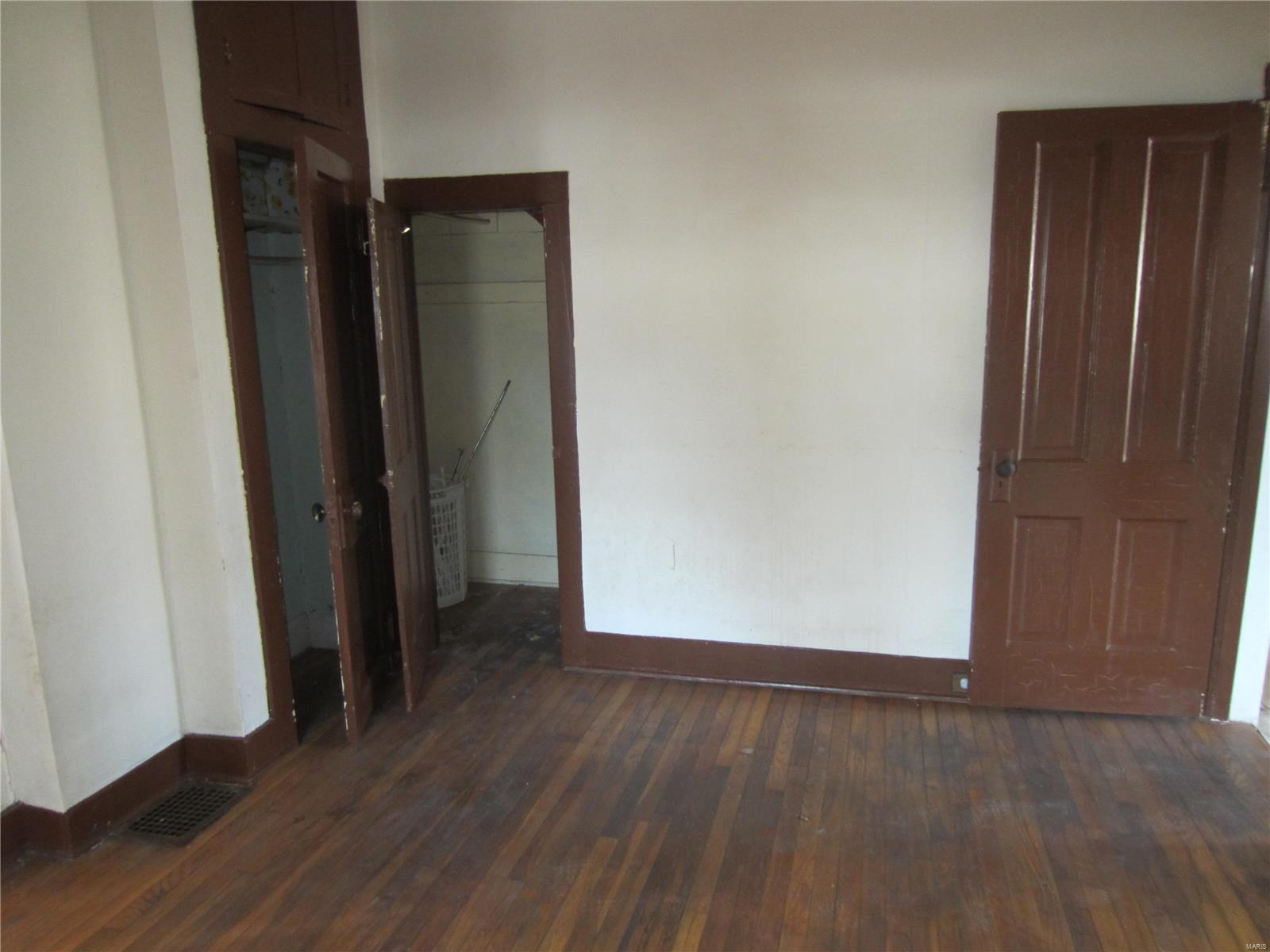 203 West Rowe Street Roodhouse, IL 62082 - Photo 14 of 25 Gallery Image 14
