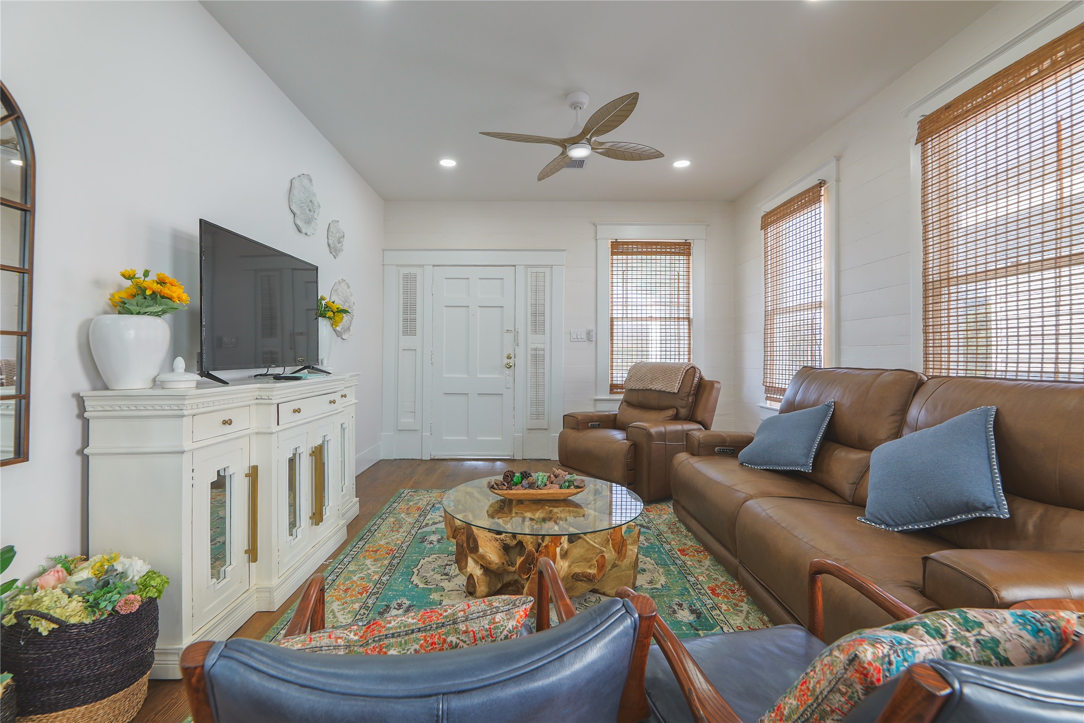 2912 Avenue R Galveston, TX 77550 - Photo 5 of 42
