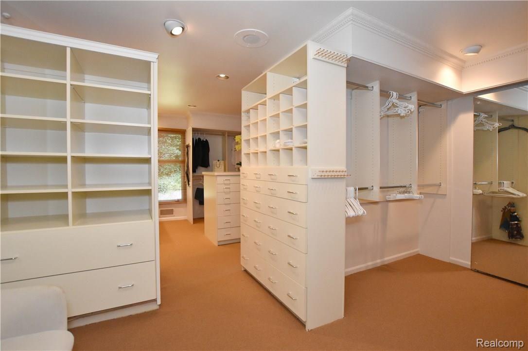 3973 Nearbrook Road Bloomfield Hills, MI 48302 - Photo 26 of 40 3973 Nearbrook_25.JPG