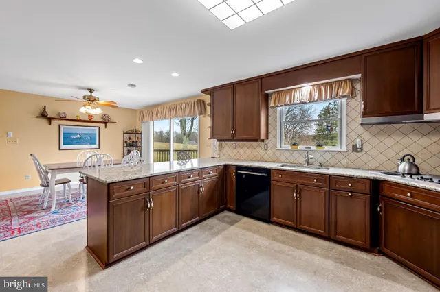 $949,900 | 10711 Pot Spring Road, Cockeysville, MD 21030