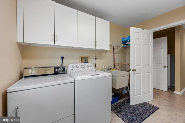 $949,900 | 10711 Pot Spring Road, Cockeysville, MD 21030