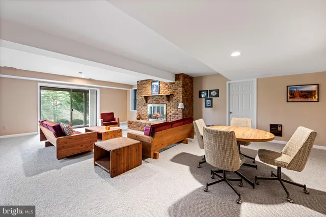 $949,900 | 10711 Pot Spring Road, Cockeysville, MD 21030