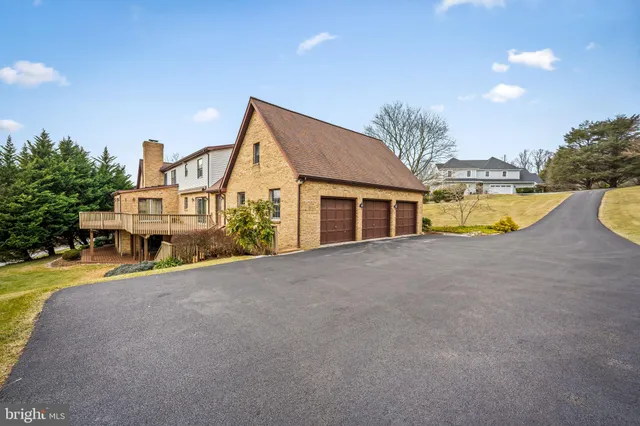 $949,900 | 10711 Pot Spring Road, Cockeysville, MD 21030