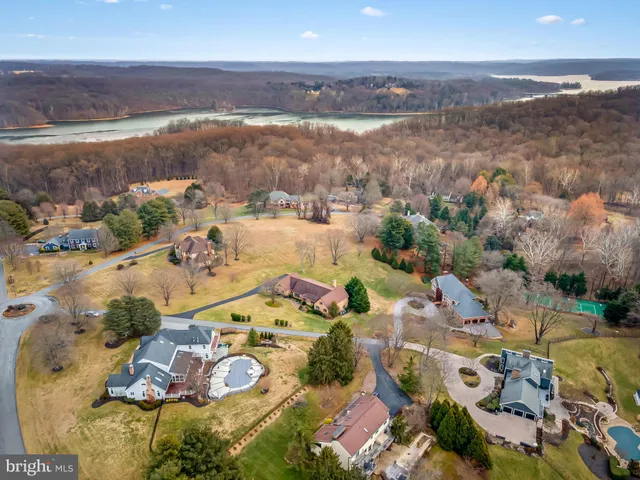$949,900 | 10711 Pot Spring Road, Cockeysville, MD 21030