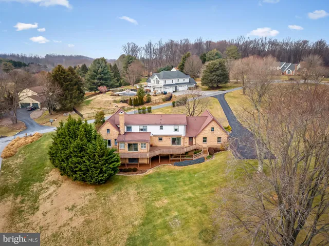 $949,900 | 10711 Pot Spring Road, Cockeysville, MD 21030
