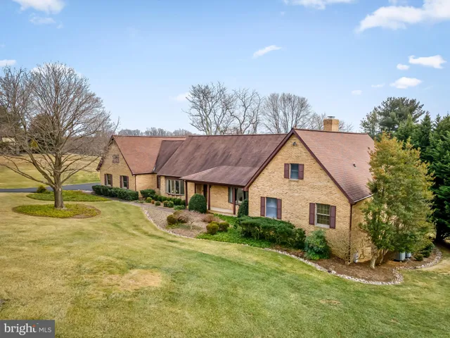 $949,900 | 10711 Pot Spring Road, Cockeysville, MD 21030