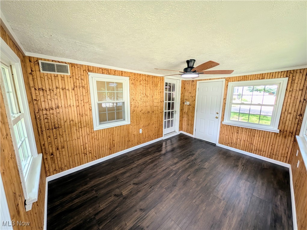 1842 Grandview Road Lake Milton, OH 44429 - Photo 17 of 35
