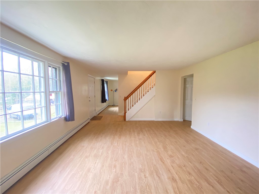 1524 Harkney Hill Road Coventry, RI 02816 - Photo 7 of 26 Gallery Image 7