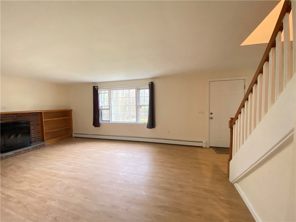 1524 Harkney Hill Road Coventry, RI 02816 - Photo 8 of 26 Gallery Image 8