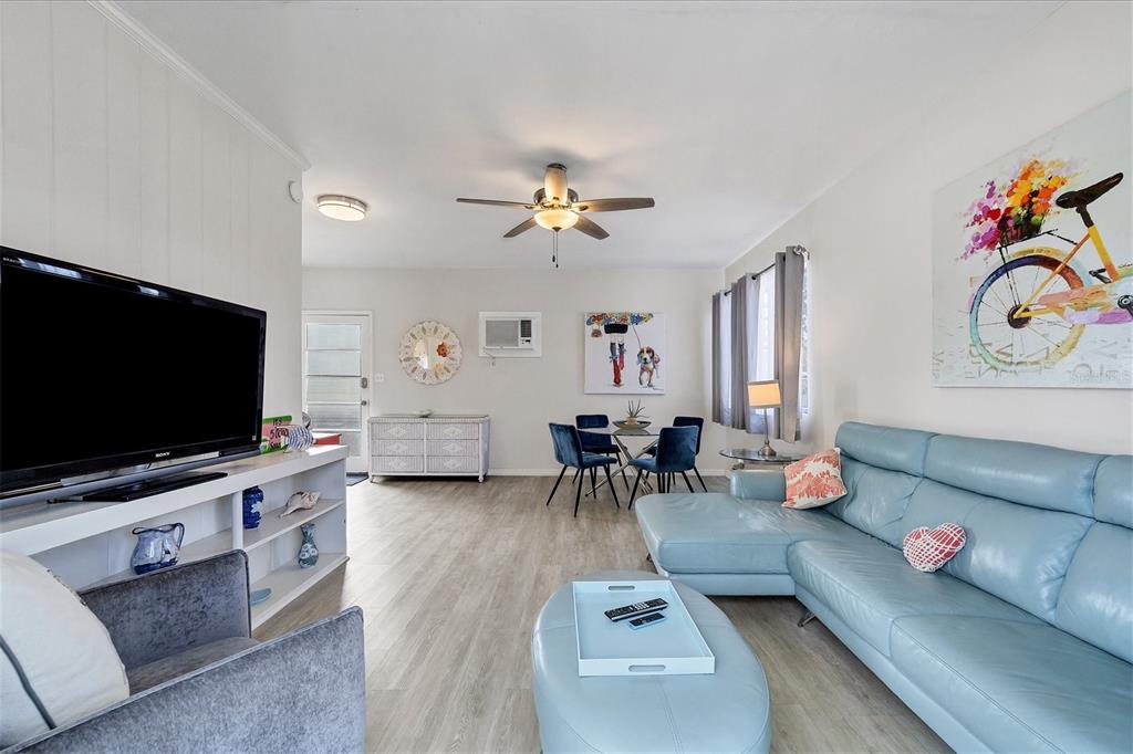 1901 Hyde Park Street, Unit C Sarasota, FL 34239 - Photo 11 of 23