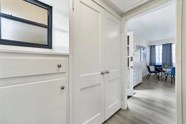 $2,000 | 1901 Hyde Park Street, Unit C, Sarasota, FL 34239