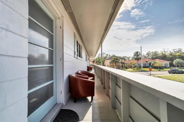 $2,000 | 1901 Hyde Park Street, Unit C, Sarasota, FL 34239