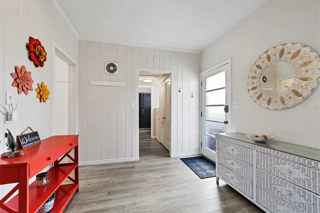 $2,000 | 1901 Hyde Park Street, Unit C, Sarasota, FL 34239