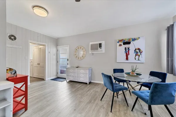 $1,950 | 1901 Hyde Park Street, Unit C, Sarasota, FL 34239