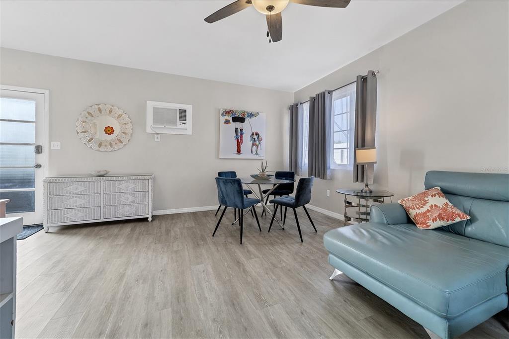 1901 Hyde Park Street, Unit C Sarasota, FL 34239 - Photo 10 of 23