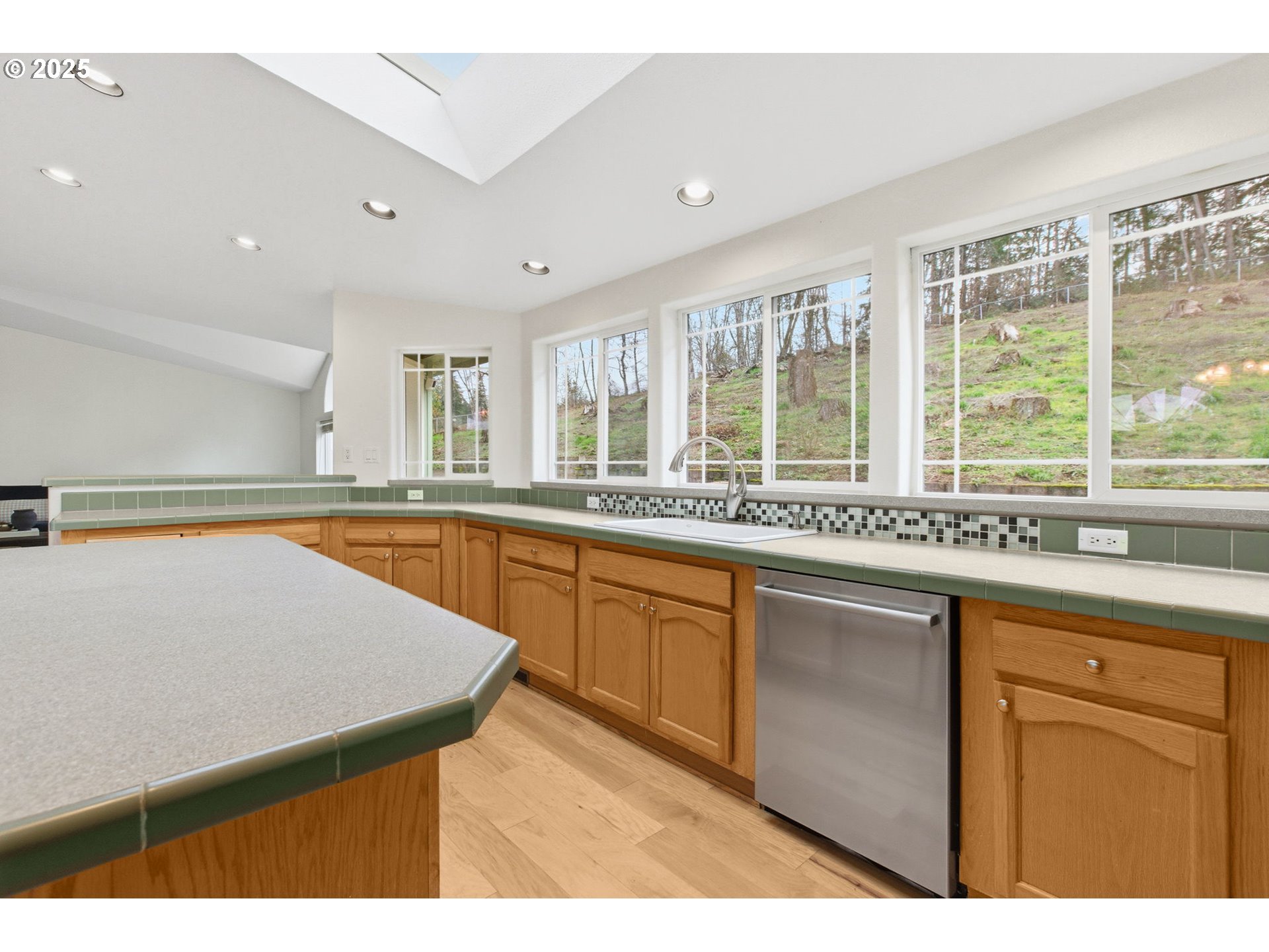 35986 Enterprise Road Creswell, OR 97426 - Photo 19 of 48