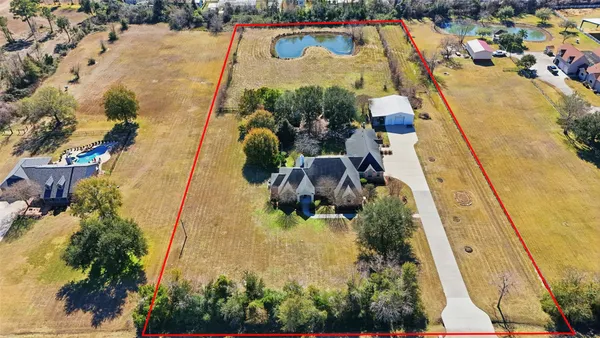 $730,000 | 500 Burwell Road, Highlands, TX 77562