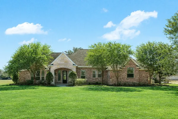 $730,000 | 500 Burwell Road, Highlands, TX 77562