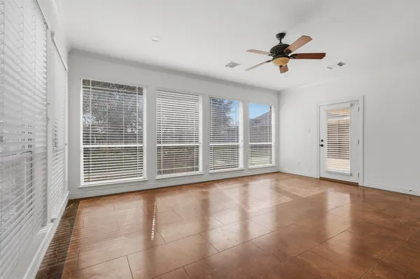 $730,000 | 500 Burwell Road, Highlands, TX 77562