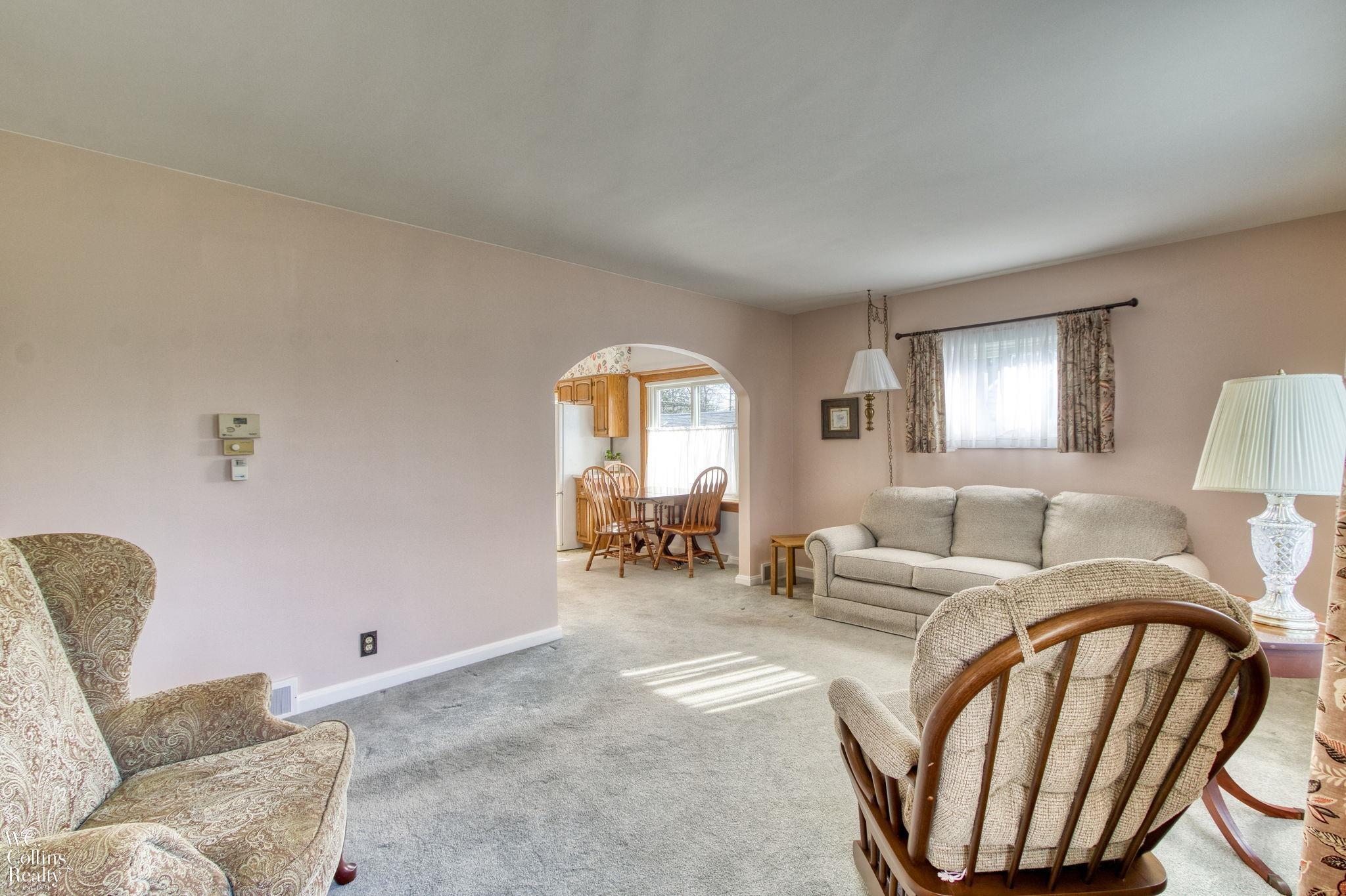 4030 North River Road Fort Gratiot, MI 48059 - Photo 8 of 24 50138602-4a6690c2-503a-45fb-a701-3e841fdef0ad.JPG