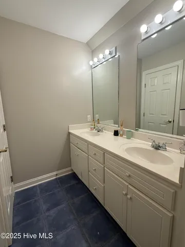 $437,000 | 4400 Davis Farms Drive North, Wilson, NC 27896