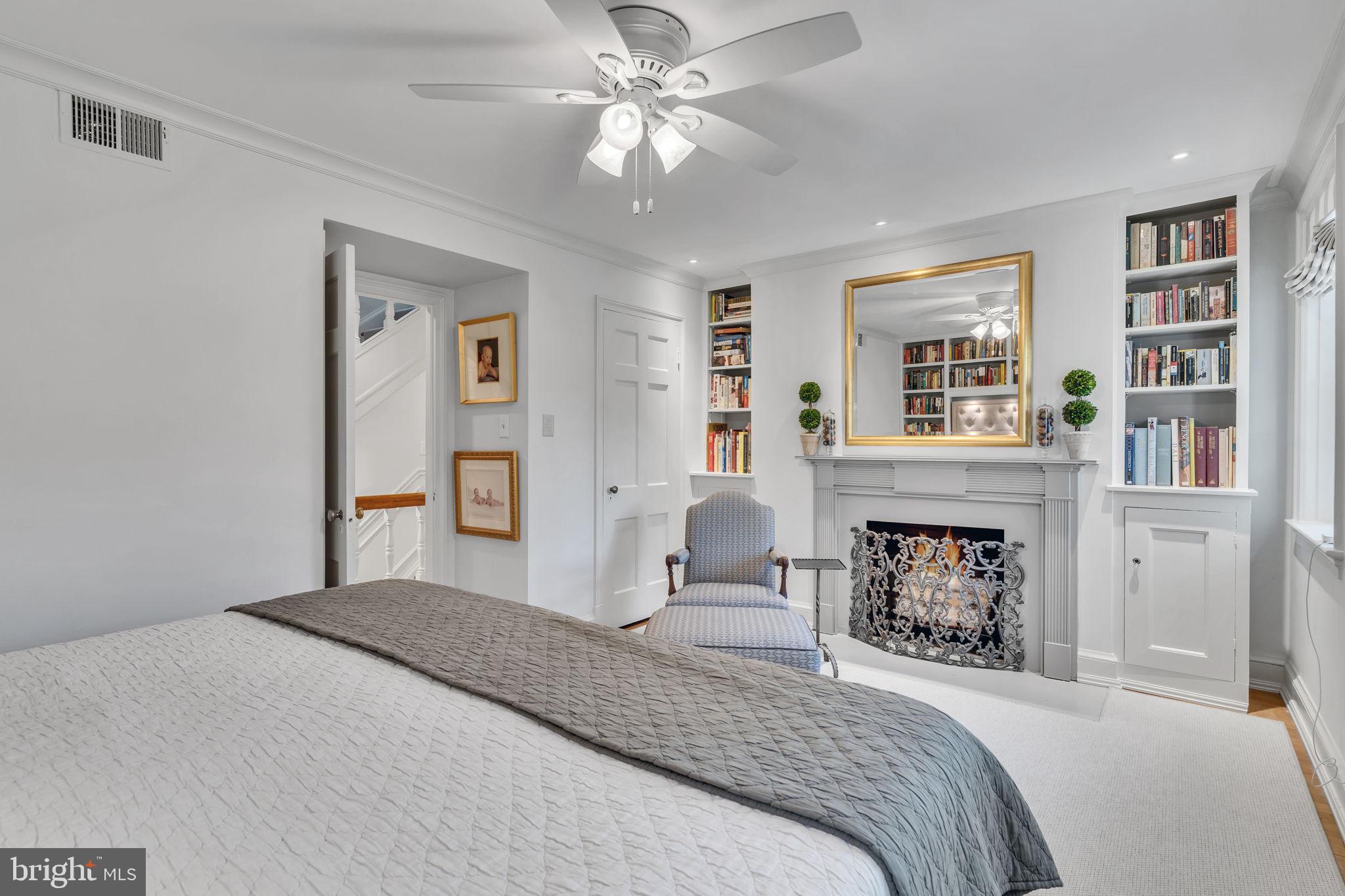 2555 Waterside Drive Northwest Washington, DC 20008 - Photo 18 of 36