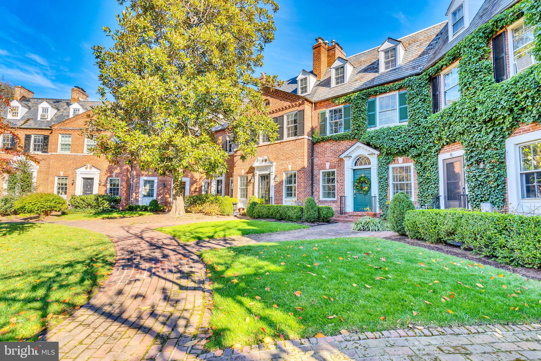 2555 Waterside Drive Northwest Washington, DC 20008 - Photo 24 of 36