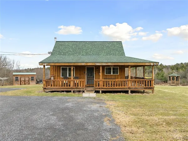 $300,000 | 1455 Mexico State Route 69, Camden, NY 13316