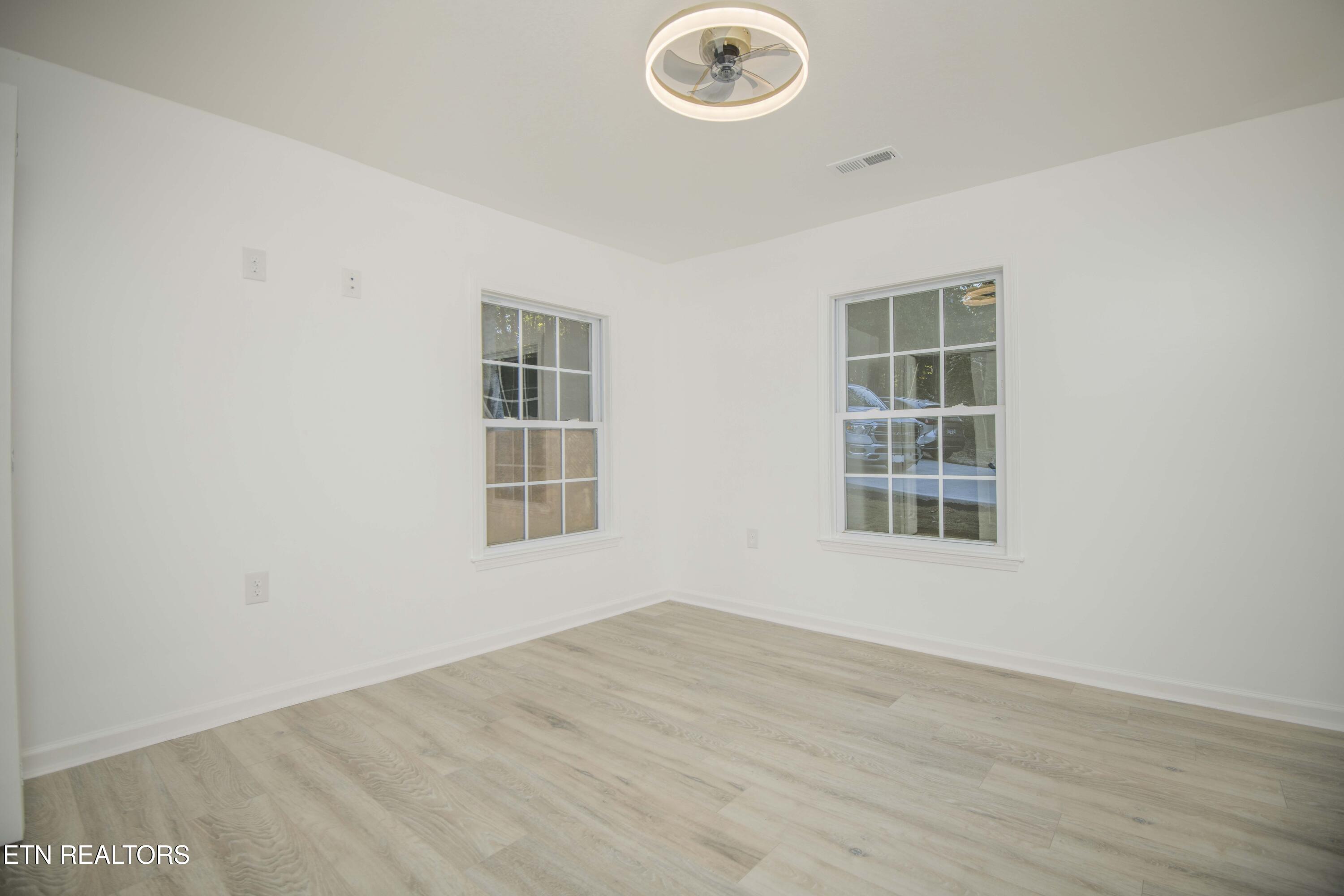 507 Oody Road Loudon, TN 37774 - Photo 24 of 38 second bed 3_1