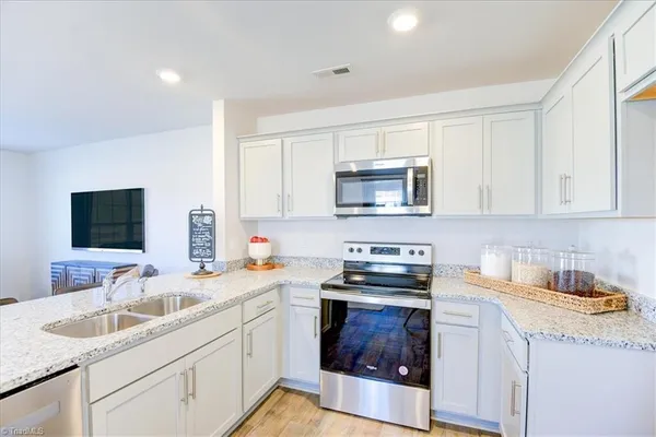$258,000 | 1705 Komondor Trail, Greensboro, NC 27405