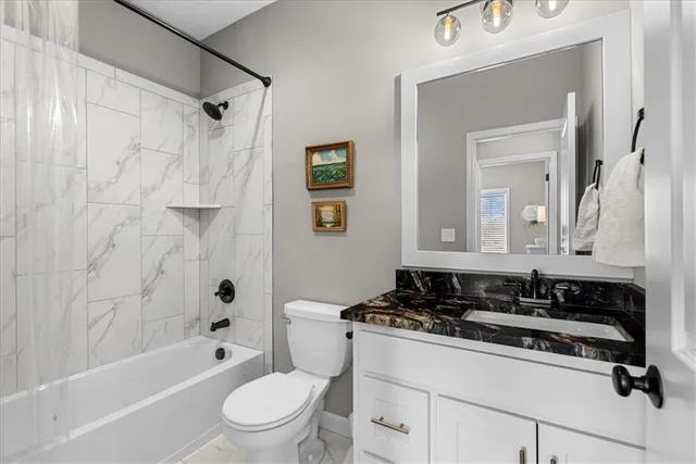 $640,000 | 21410 West 189th Ter Spring Hill, Spring Hill, KS 66083