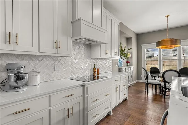 $640,000 | 21410 West 189th Ter Spring Hill, Spring Hill, KS 66083