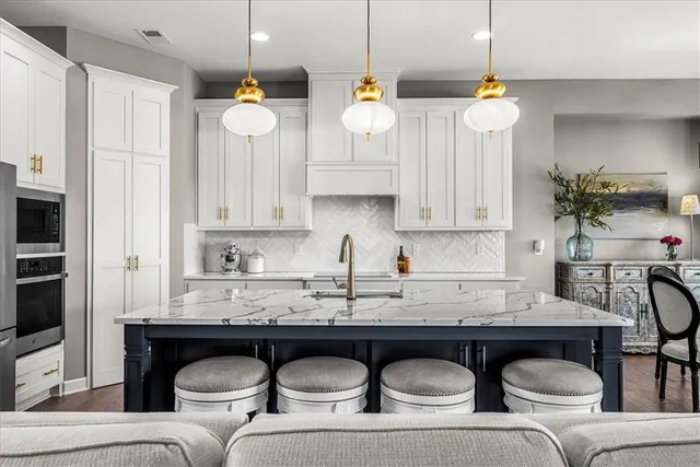 $640,000 | 21410 West 189th Ter Spring Hill, Spring Hill, KS 66083