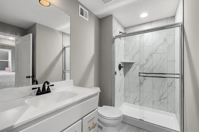 $640,000 | 21410 West 189th Ter Spring Hill, Spring Hill, KS 66083