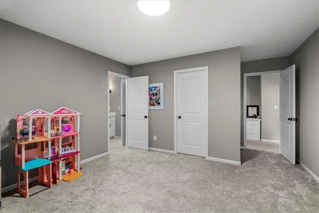 $640,000 | 21410 West 189th Ter Spring Hill, Spring Hill, KS 66083