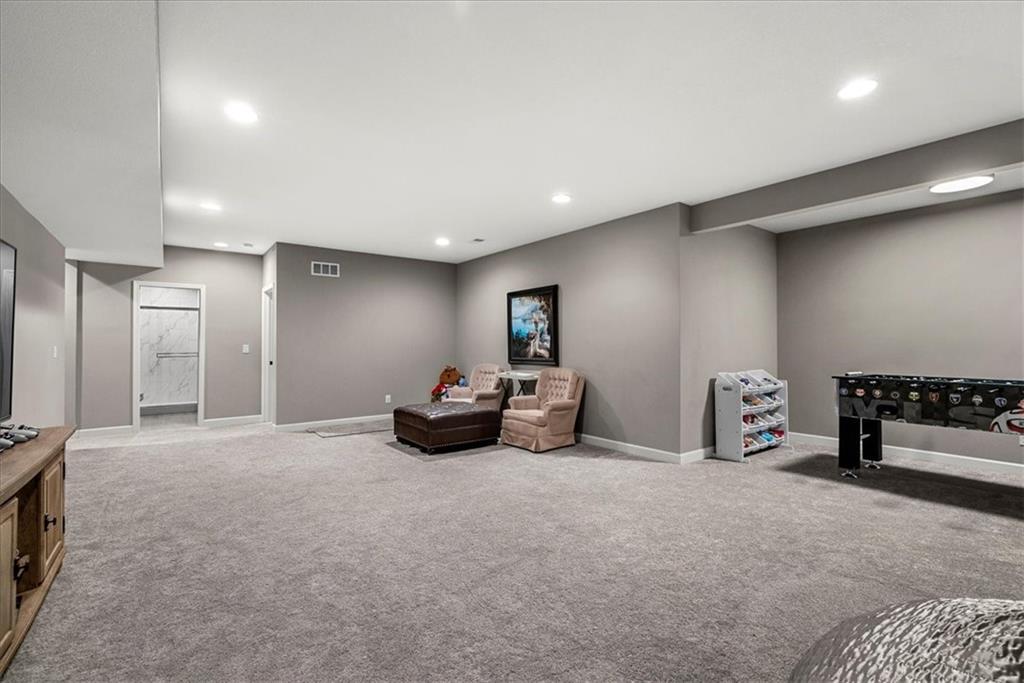 21410 West 189th Ter Spring Hill Spring Hill, KS 66083 - Photo 36 of 48