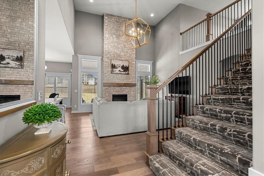 21410 West 189th Ter Spring Hill Spring Hill, KS 66083 - Photo 6 of 48