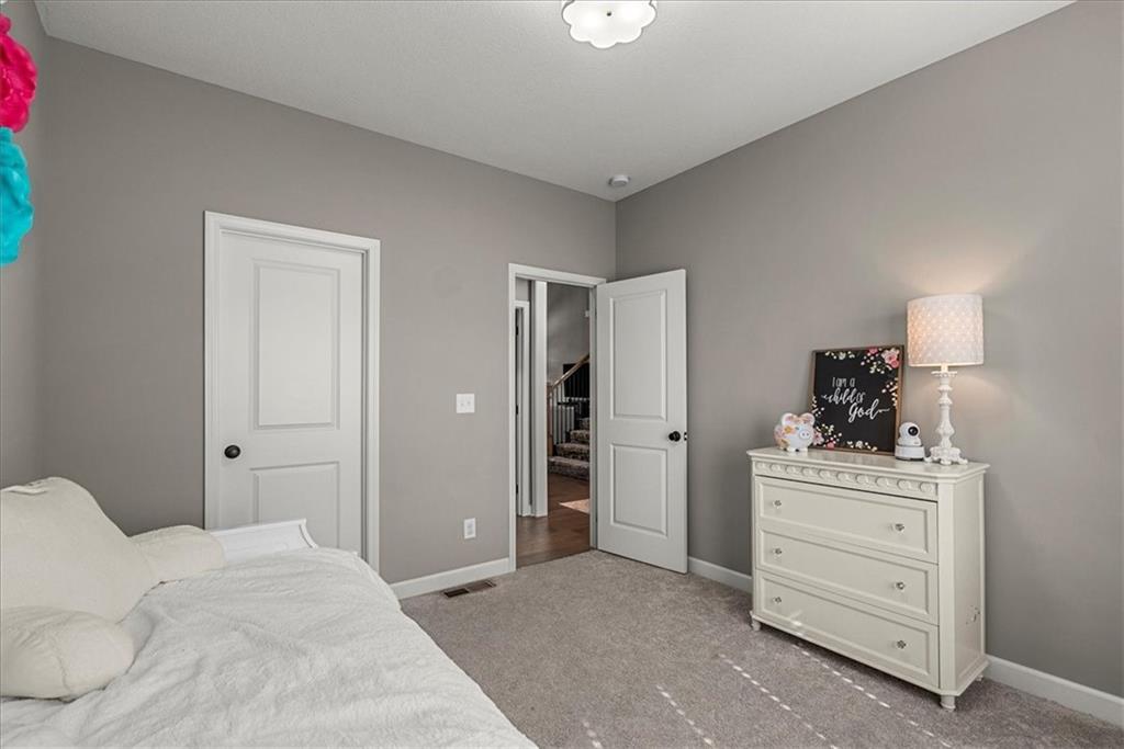 21410 West 189th Ter Spring Hill Spring Hill, KS 66083 - Photo 9 of 48