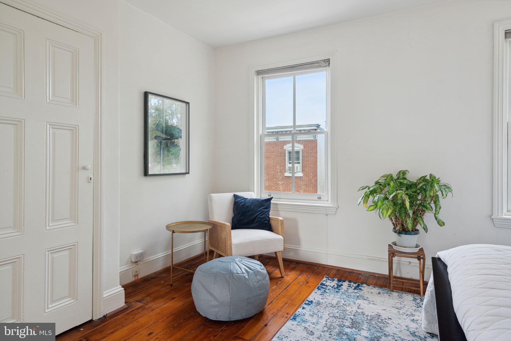 2216 Wallace Street Philadelphia, PA 19130 - Photo 16 of 34