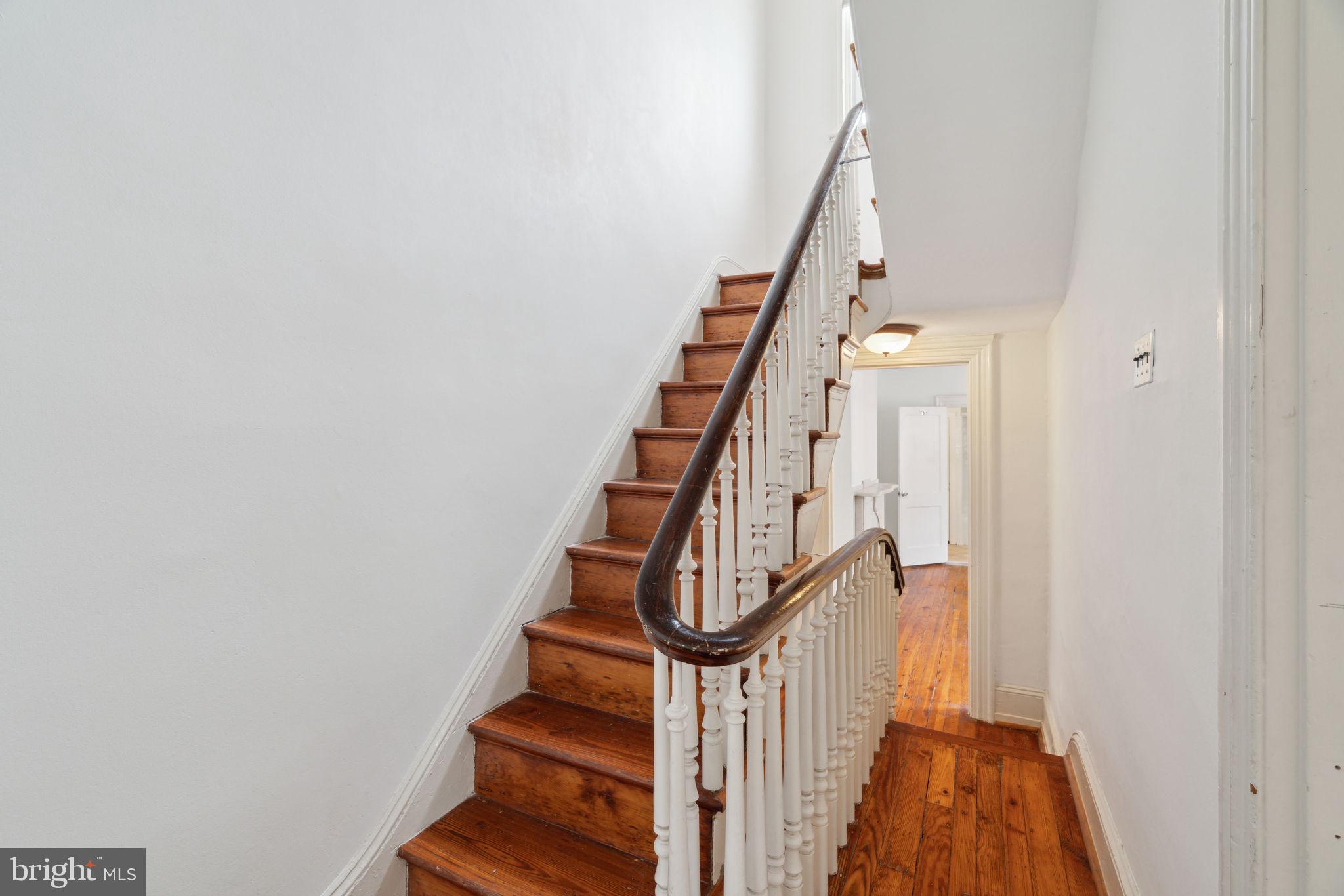 2216 Wallace Street Philadelphia, PA 19130 - Photo 27 of 34