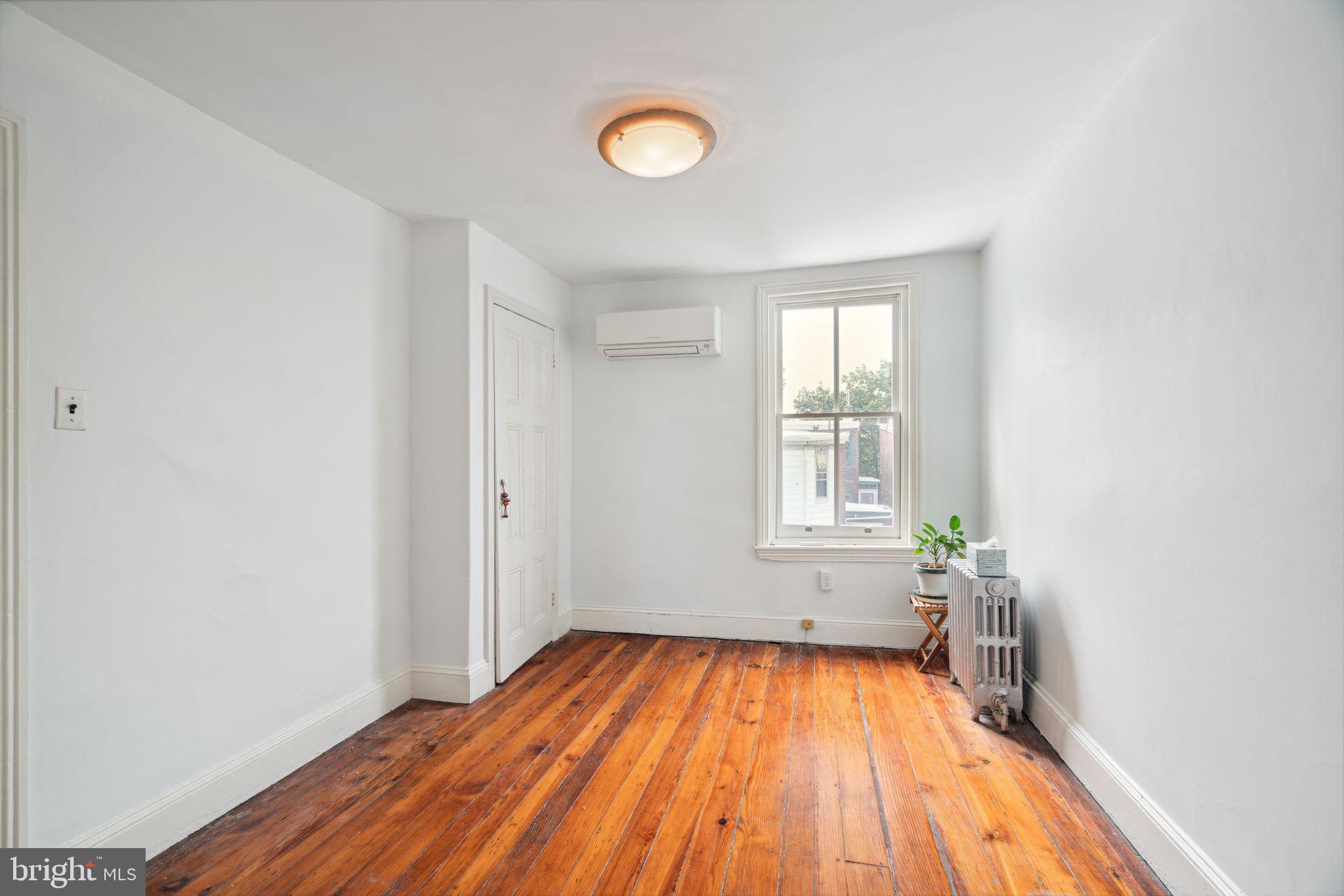 2216 Wallace Street Philadelphia, PA 19130 - Photo 29 of 34