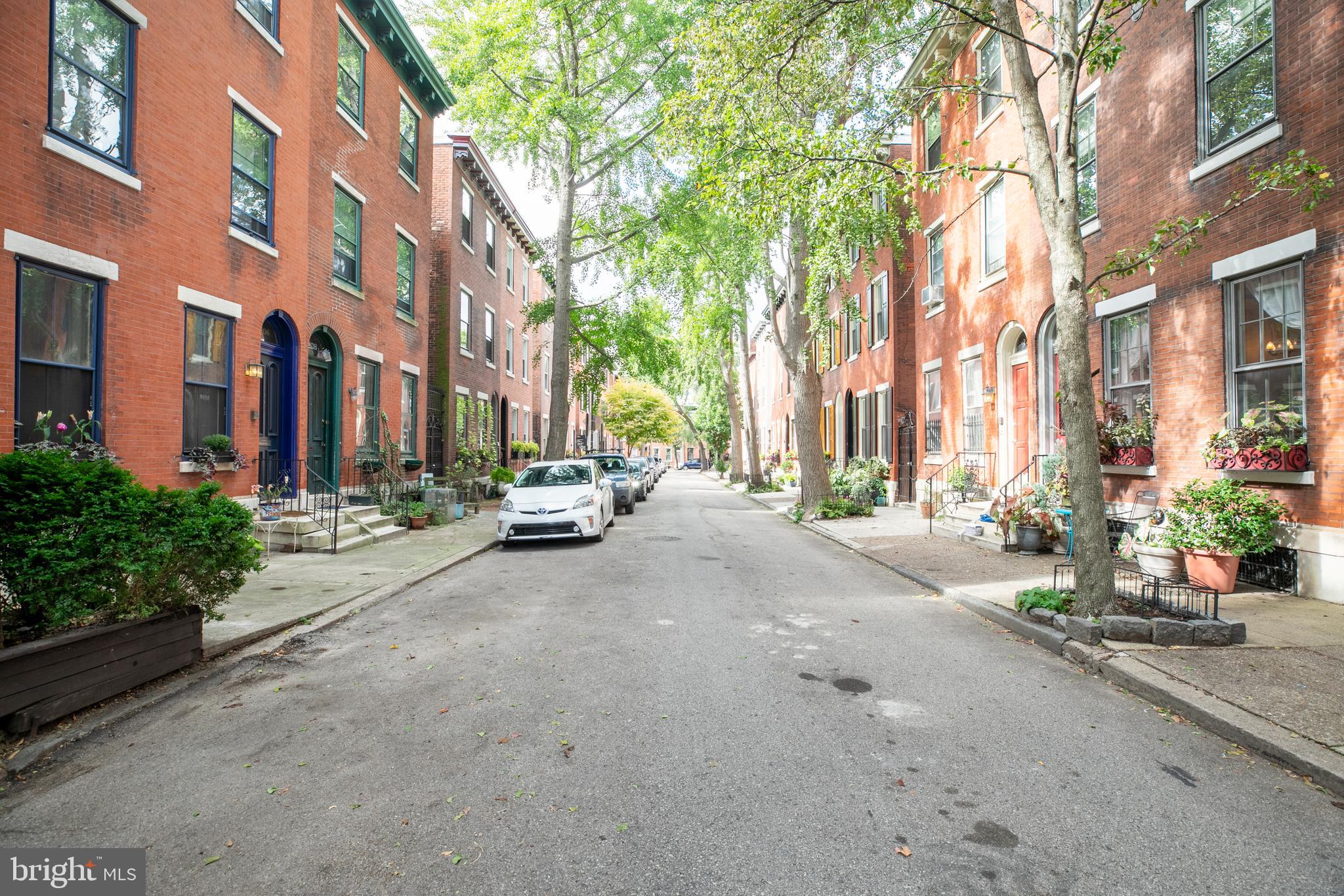 2216 Wallace Street Philadelphia, PA 19130 - Photo 34 of 34