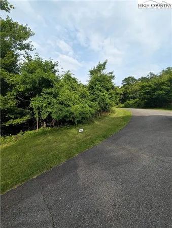 $18,000 | Lot 4 Briarwood Lane, Sparta, NC 28675
